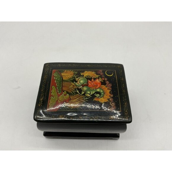 Russian Lacquer Vintage Palekh Style Trinket Box in Original Box Collectible - Picture 7 of 16